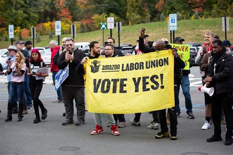 Amazon loses challenge to union’s election win at New York .